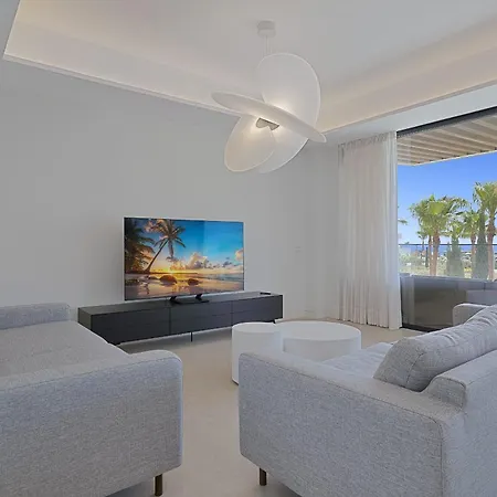 Lägenhet Vivi Homes - Aura Pool, Sauna, Spa, Gym & Sea View